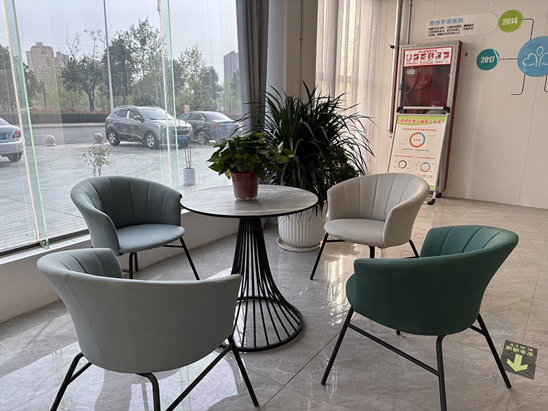 大厅侯诊.jpg